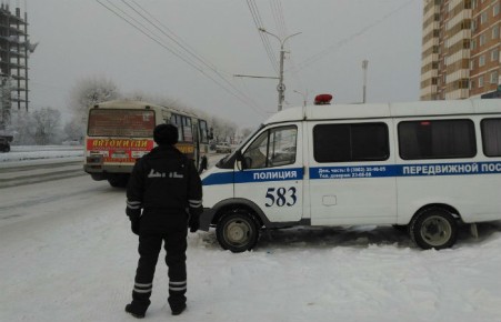 В Хакасии заработал мобильный патруль из инспекторов ГИБДД 