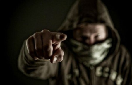 Жителя Хакасии задержали на Алтае за грабеж