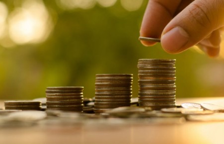 Индексации, штрафы и рост: что изменится в жизни россиян с 1 января