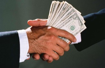 В Хакасии фармкомпания заплатила штраф 1 млн рублей за взятку своего сотрудника