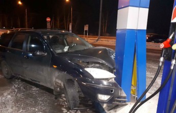 На АЗС в Рассвете произошла авария