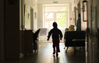 В Хакасии мать отказывалась лечить ребенка, пока не вмешался суд