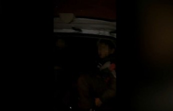 В Красноярске водитель вез детей на ёлку в багажнике