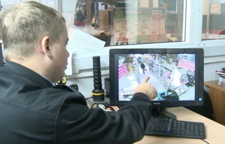 Находившуюся в розыске жительницу Абакана задержали по подозрению в краже из магазина