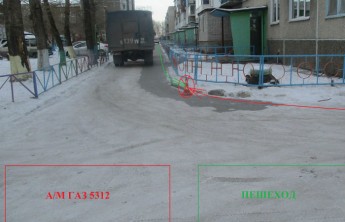 В Абакане пьяный водитель сбил ребенка во дворе