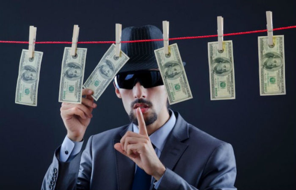 В Черногорске предпринимателя обвиняют в отмывании бюджетных денег