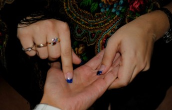 В Абакане полицейские помогли пенсионерке вернуть деньги, похищенные мошенницей