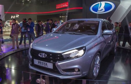 «АвтоВАЗ» выпустит новые версии LADA Vesta и Xray