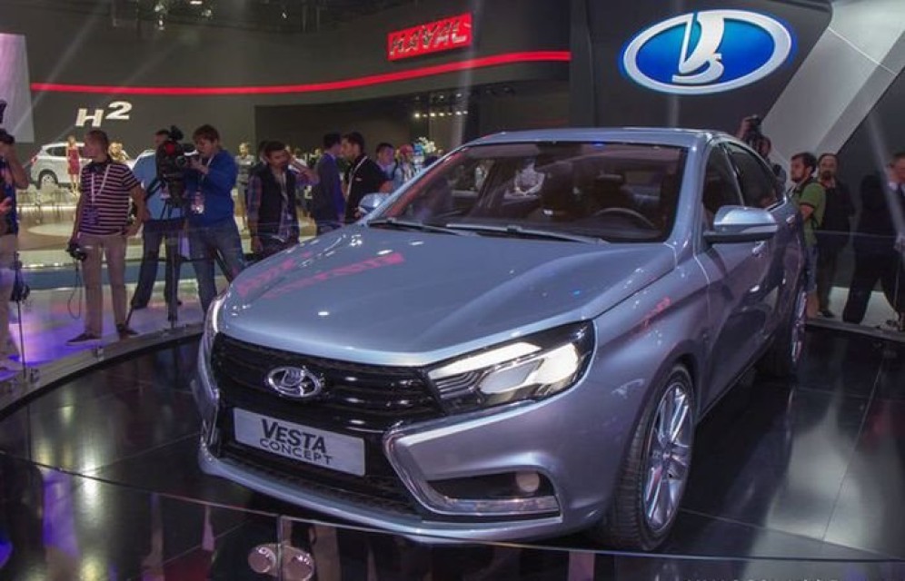 «АвтоВАЗ» выпустит новые версии LADA Vesta и Xray