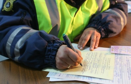 Водителям разрешат продлевать период оплаты штрафа по скидке