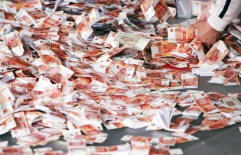 Сбербанк зафиксировал рекордный приток денег в РФ в ожидании санкций