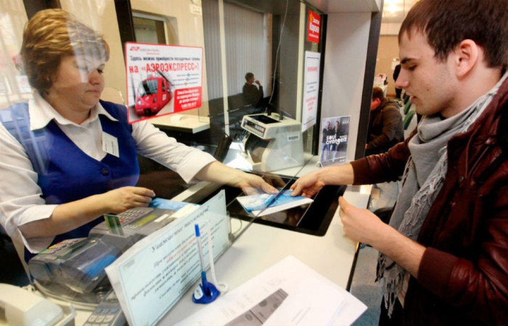 Невозвратные авиабилеты разрешат возвращать из-за болезни близкого