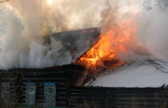 В Хакасии два человека погибли из-за самодельного обогревателя