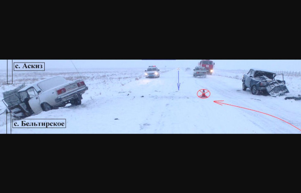 В Хакасии лоб в лоб столкнулись "семерка" и "пятерка"