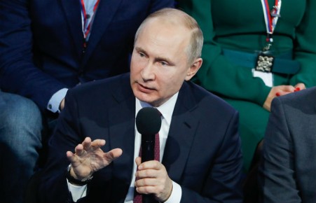 Путин признался, что если бы мог, хотел бы предотвратить распад СССР