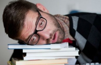 Раскрыта причина эпидемии хронической усталости