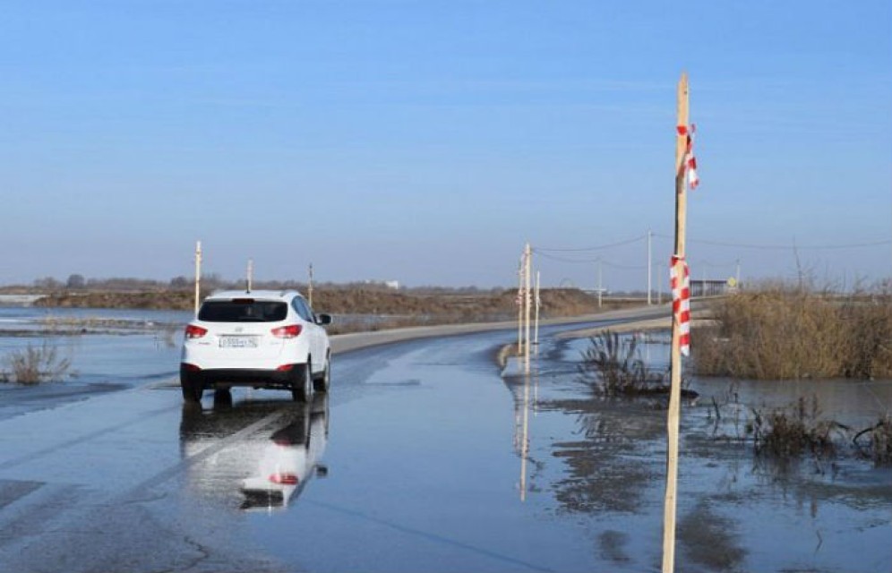 Почти во всех районах Хакасии ликвидируют переливы на дорогах
