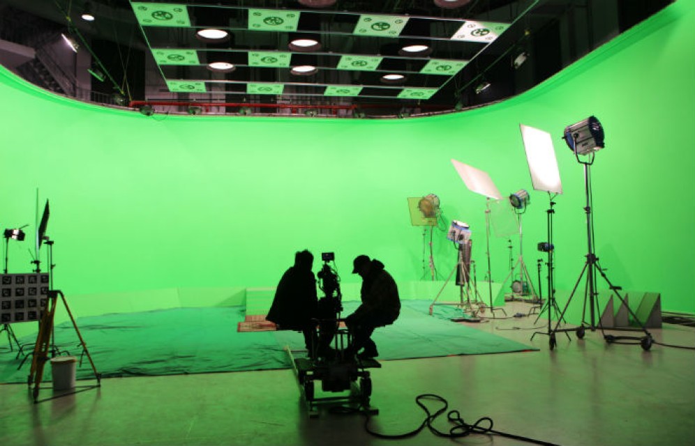 Студентов ХГУ научат снимать кино