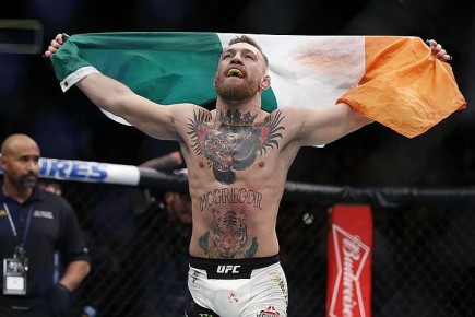 Разъяренный Макгрегор атаковал автобус с бойцами UFC