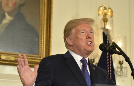 США вместе с Францией и Великобританией начали операцию против Сирии