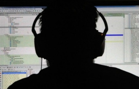 Всю переписку россиян сохранят на месяц для ФСБ