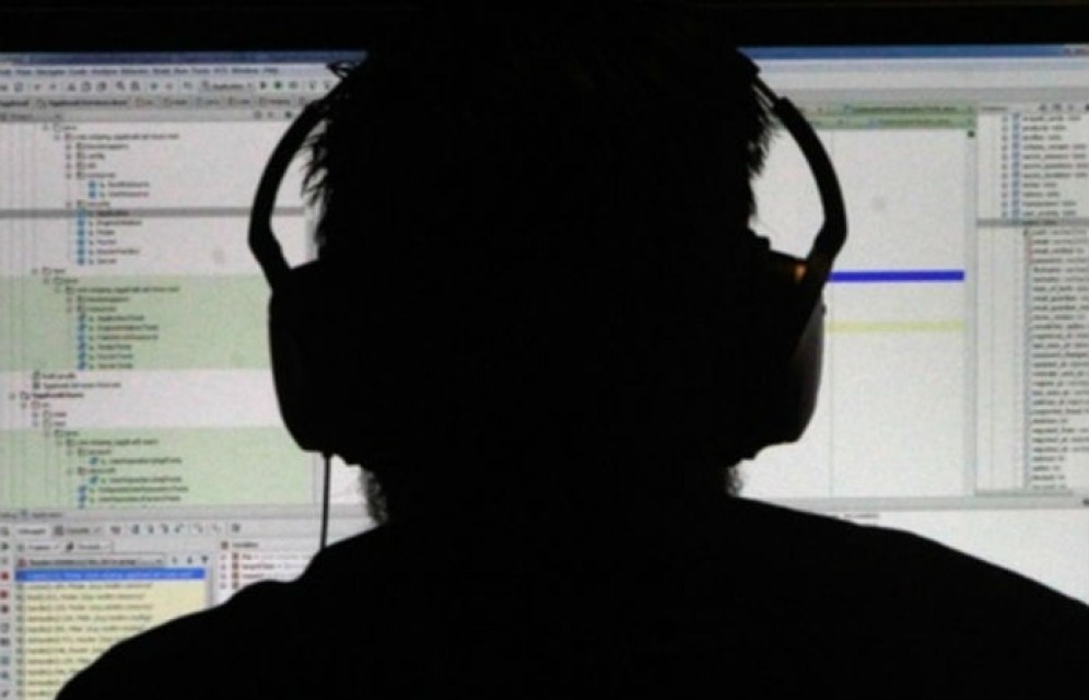 Всю переписку россиян сохранят на месяц для ФСБ