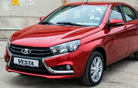 Названы лучшие автомобили России 2017 года