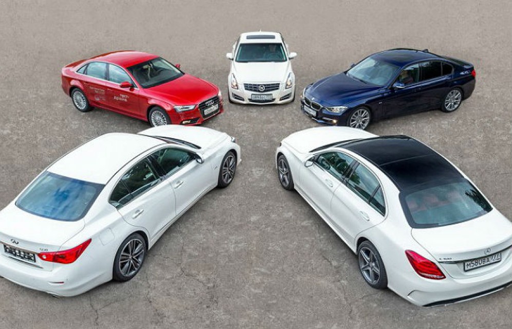 Компания Lexus предрекает скорую "смерть" седанам