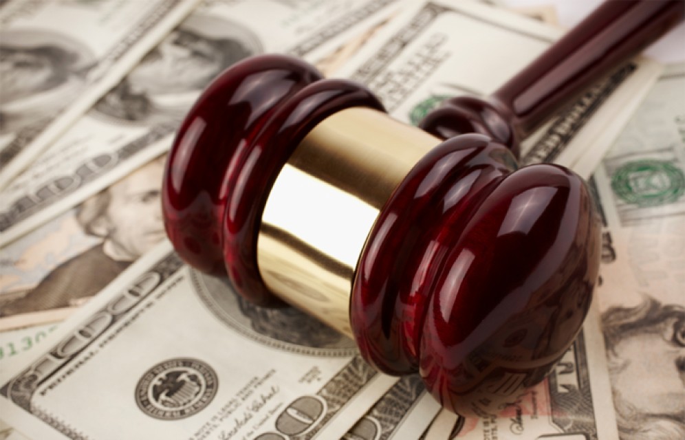 Сбербанк продаст офисы, сеть магазинов и завод в Красноярском крае и Хакасии