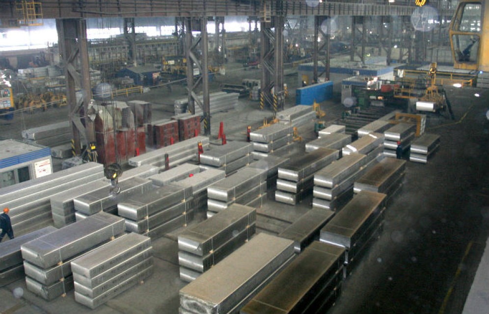 Погрузка цветного металла на КрасЖД в апреле рухнула из-за санкций против "РусАла"