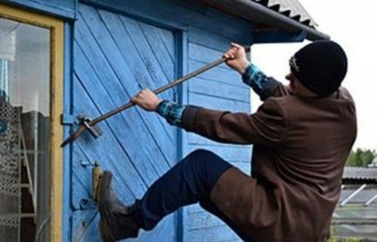 В Шира двое подростков обвиняются в серии краж