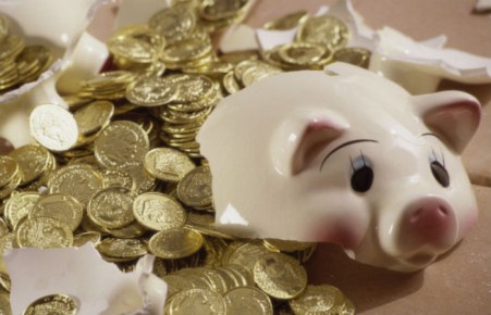 ЦБ назвал образ жизни молодежи угрозой для пенсионной системы