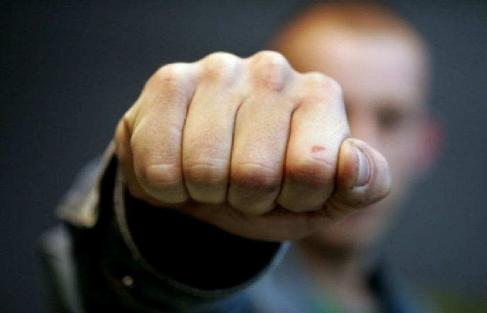 В Хакасии житель Алтая до смерти избил незнакомого мужчину