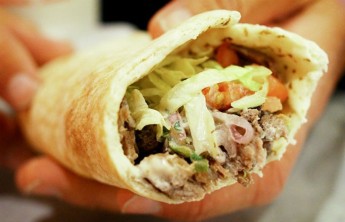 Число отравившихся шаурмой в Туве достигло 155 человек