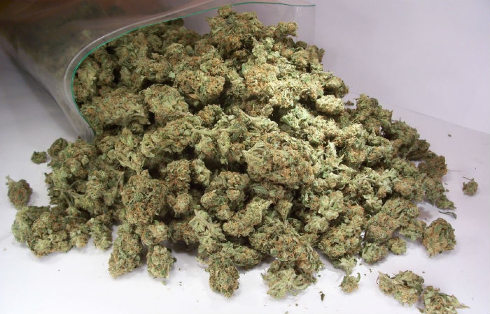 В Хакасии сельчанин хранил дома два пакета марихуаны