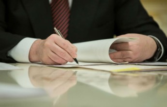 Подписан закон об изменении процедуры получения статуса участника регионального инвестиционного проекта в Хакасии