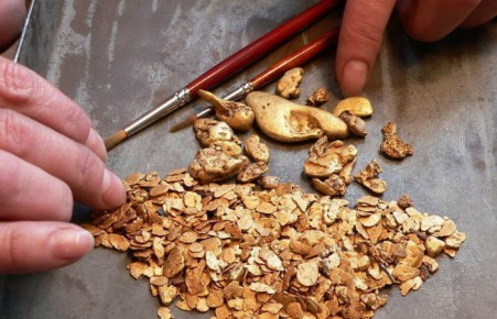 Центрсибнедра выставили на торги россыпь золота в Хакасии