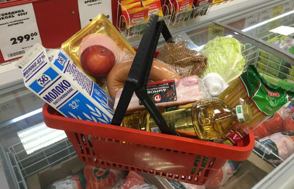 Россияне заметно сэкономили на еде