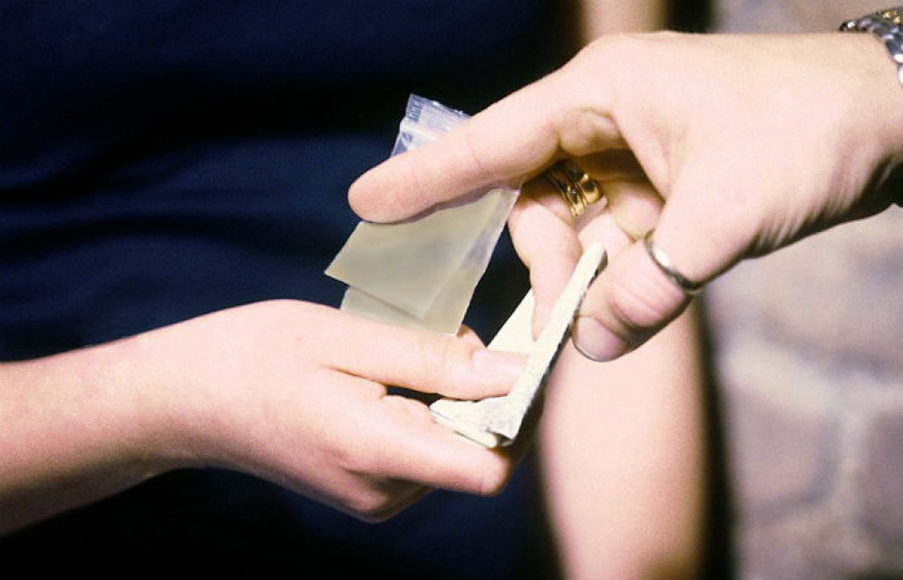 В Абакане девушка-подросток хотела стать драг-дилером