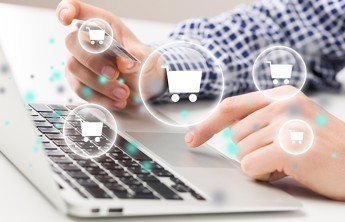 Жители Хакасии с начала года рассчитались через интернет 2,7 млн раз