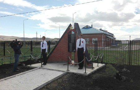 Глава Хакасии принял участие в торжественных мероприятиях в деревне Кожухово