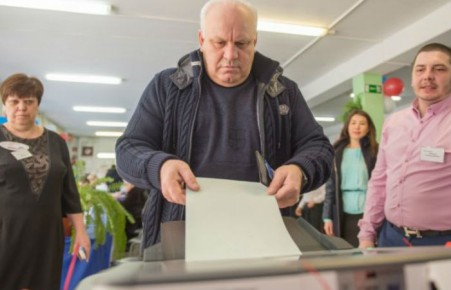 Жители Хакасии начали собирать подписи за отмену второго тура выборов