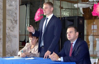 Избирком Хакасии все-таки готовит заявление в  суд об отмене регистрации Валентина Коновалова