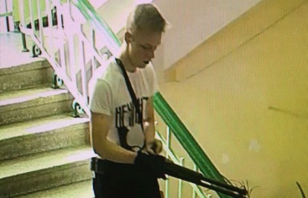 Путин назвал причину стрельбы в Керчи и вспомнил американские школы