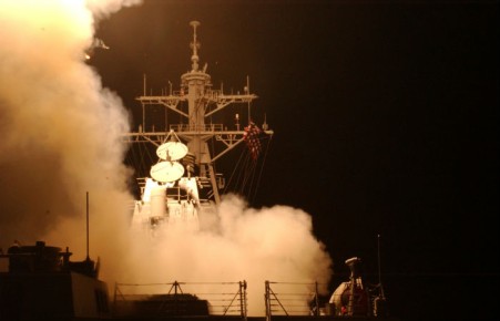 Правозащитники США подали в суд на Трампа за удар по Сирии