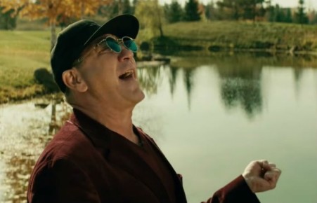 Григорий Лепс показал природу Хакасии и Сочи в новом клипе Life Is Good