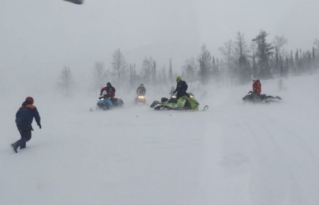 В Хакасии вторые сутки ищут четверых пропавших в Приисковом туристов