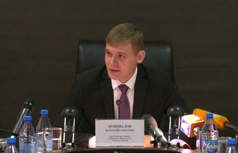 Новый глава Хакасии Валентин Коновалов теряет рейтинг