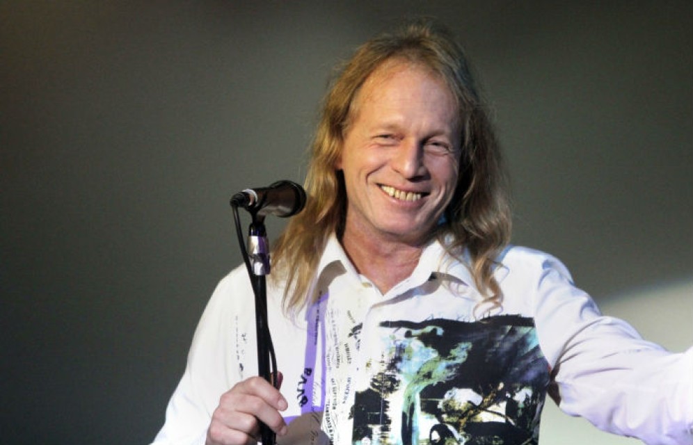 Умер певец Крис Кельми