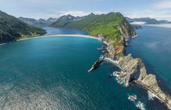 В Госдуму внесли законопроект, запрещающий передачу Курильских островов Японии